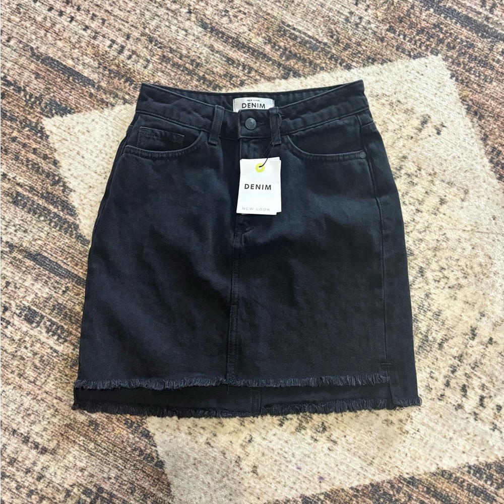 New Look NWT Denim Black Mini Skirt size 2